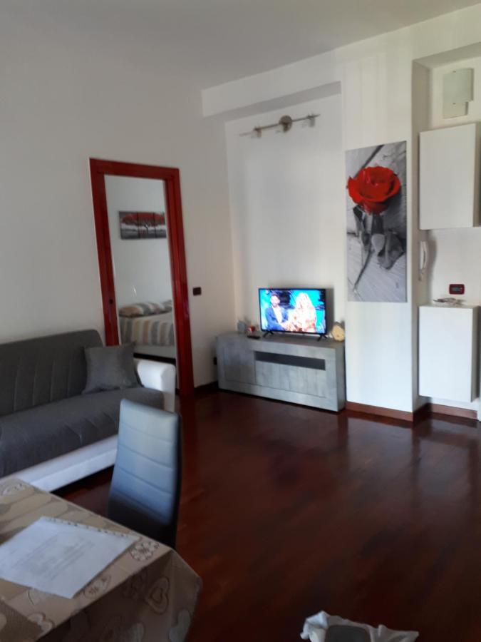 Valassina Milano Apartment Milão Exterior foto